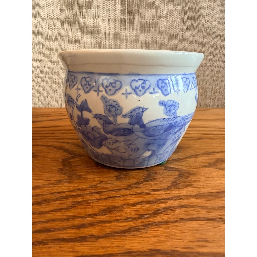 Vintage Blue White Chinoiserie Cachepot with Bird and Floral Design - Picture 8 of 13